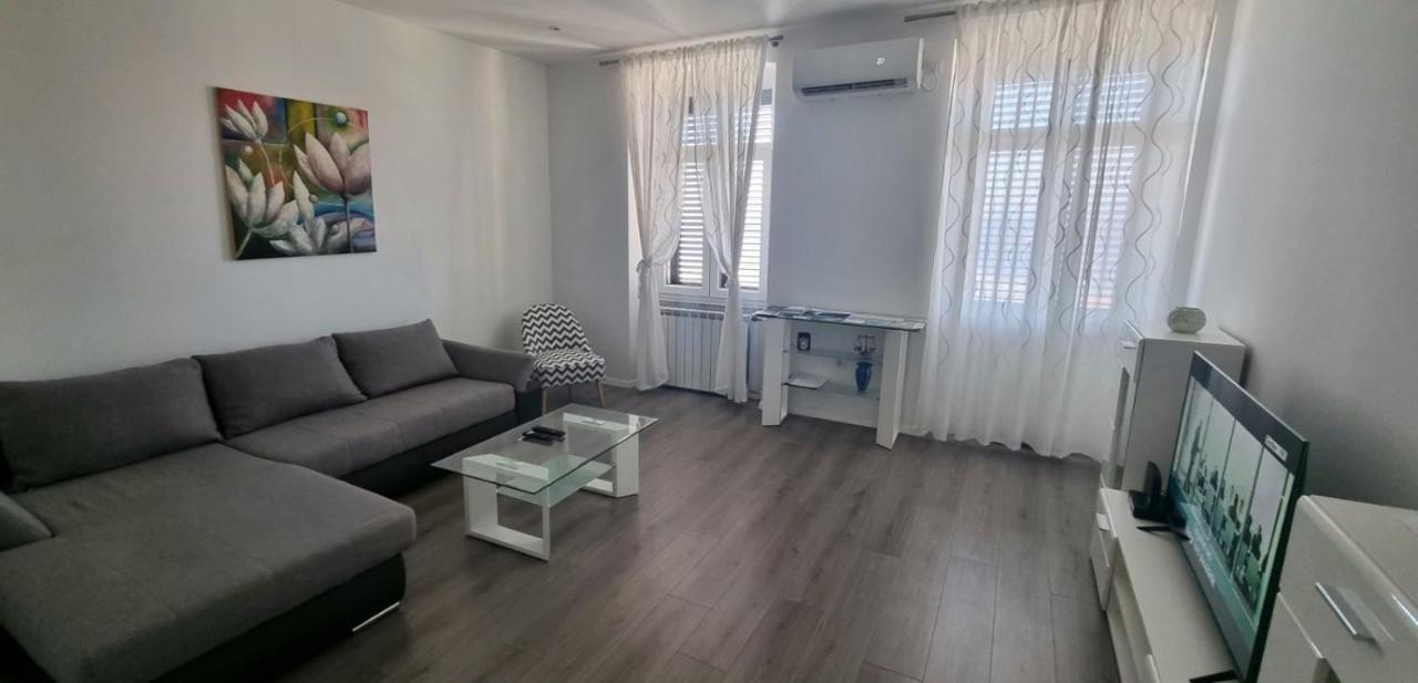 Apartment Lori - Beautiful View Rijeka Dış mekan fotoğraf